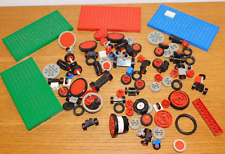 LOT de pièces LEGO roue pneu plaque technic DIVERS