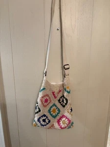 Vintage inspirierte Granny Square Umhängetasche (schöne Farben) - Bild 1 von 12