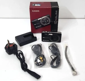 Casio Exilm EX-Z25 12.1MP Digital Camera Tested + Battery, Charger & 2GB SD Card - Picture 1 of 9