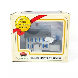 Model Power N Scale No. 2554 Sinatra's House Lighted with Figures Pre-Built - Picture 1 of 3