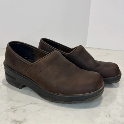 Tamanco Sanita dinamarquês marrom escuro couro oleado resistente a óleo ácido tamanho 42 - Imagem 1 de 4