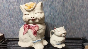 1940s VINTAGE SHAWNEE Puss N Boots Pottery Cookie Jar & Creamer - Picture 1 of 9