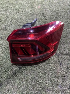 Stop Fanale Posteriore Destro Volkswagen T-Roc 2022 2GA945096D - Immagine 1 di 4