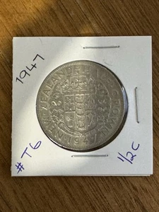 🎀LOVELY 1947 NEW ZEALAND HALF CROWN🎀NZ MAROI DESIGNS KING GEORGE VI #T6🎀 - Picture 1 of 2