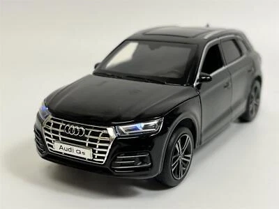Audi Q5 Nera LHD Luce E Suono 1:32 Scala Tayumo 32140022 - Immagine 1 di 4