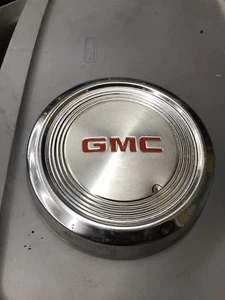 GMC Dogdish Hubcap #1 - Picture 1 of 1