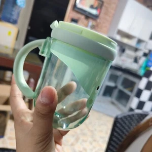 Cups - Picture 1 of 1