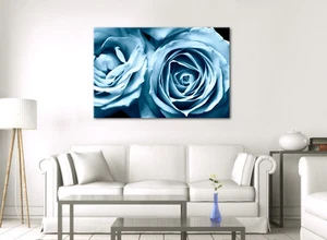 GROSSES SCHÖNES BLUMEN GERAHMTES LEINWAND HELLBLAU ROSEN BLUMEN BILD NEU DRUCK - Bild 1 von 2