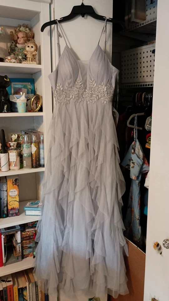 Lavender Prom Dress - Imagem 1 de 1