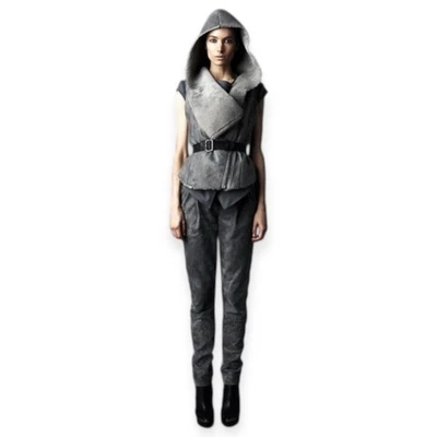 Chaleco de piel de oveja Helmut Lang chaleco con capucha gris beige talla mediana precio de venta sugerido por el fabricante 1595 Foto 1 de 4
