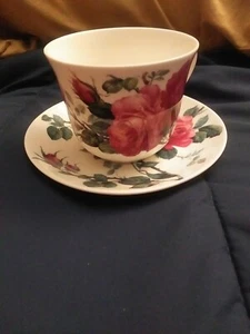 "Roy Kirkham" Jumbo Teacup Coffee Cup & Saucer w/Roses, Fine Bone China England - Picture 1 of 3