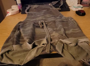 Girls Camoflauge Over Alls Size Small ? - Picture 1 of 1