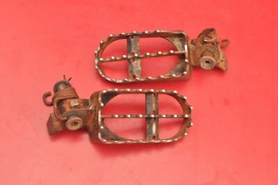 Juego de clavijas izquierda derecha Yamaha YZ250 YZ 250 YZ125 125 1997-2002 muelles Foto 1 de 4