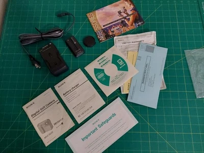 Cargador de batería Sony NP-F330 BC-V615 y cubierta de lente para FD75 y otros de colección Foto 1 de 4