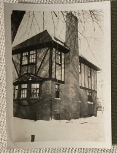 Vintage Foto 2-stöckiges Haus Haus im Schnee Winter Western Springs Ill schwarzweiß 3,5" x 2,5" - Bild 1 von 2