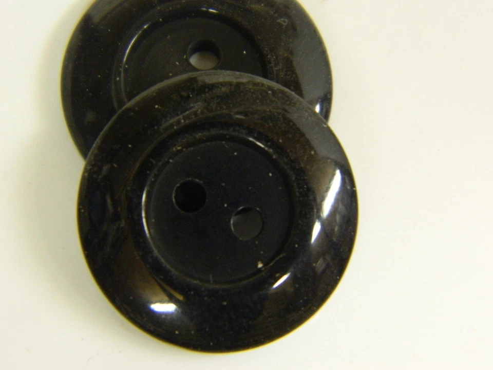 NEW 25 3/4 INCH BLACK PEARL MIKE FINISH BUTTONS - Image 1 of 1