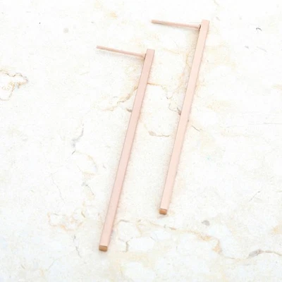 Impresionantes pendientes colgantes Carolee enchapados en oro rosa línea acero inoxidable 60 mm de longitud Foto 1 de 4