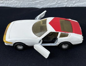 Vintage Corgi Toys Ferrari Daytona 1:36 Scale Made In Great Britain - Picture 1 of 10