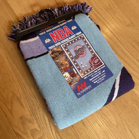 Vintage NBA Utah Jazz 50x60in Throw Blanket Wall Hanging Northwest Company Cover