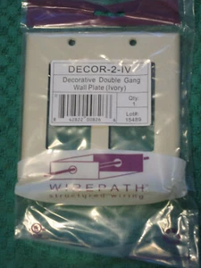 Placa de pared decorativa Wirepath 2 bandas, DECOR-2-IV, MARFIL - Imagen 1 de 2