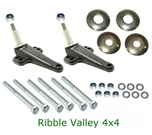 Defender Rear Shock Damper Mounts Pair + Bolts LR041260 NRC7981 & Discovery 1 - Picture 1 of 4