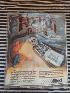 Vtg Flying Funkins Skeleton #FH934 4 Foot Plastic Allied 1990 See Description - Picture 1 of 5