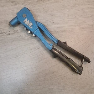 MIT Michigan Industrial Tools Rivet Gun Riveter Preowned VGC Tool - Picture 1 of 4