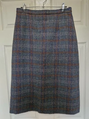 Vintage Pitlochry Of Scotland Tweed/Tartan Wool Skirt Waist 30" (10/12) - Image 1 of 3