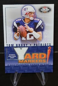 2002 Fleer Box Score Tom Brady Yard Markers Game Worn Jersey Card
