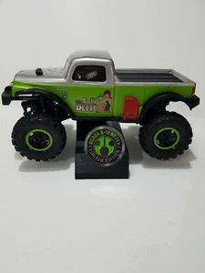 1/24 AXIAL RACING SCX24 B17 BETTY STAND FOR COMMEMORATIVE RC CRAWLER COLLECTOR - Picture 1 of 4