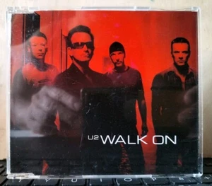 U2 WALK ON + two tracks live 2001 BOSTON TORONTO Cd singolo slim case 2001 - Foto 1 di 10
