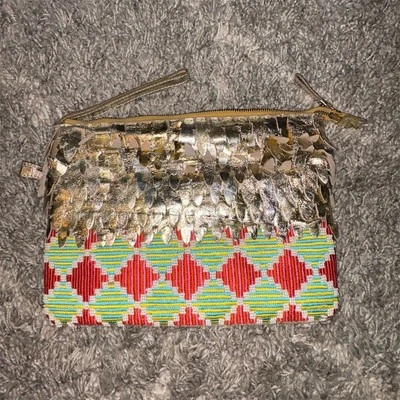 Bolso de Mano Anthropologie Jasper & Jeera Bohemio Cuero Hoja y Algodón Foto 1 de 4