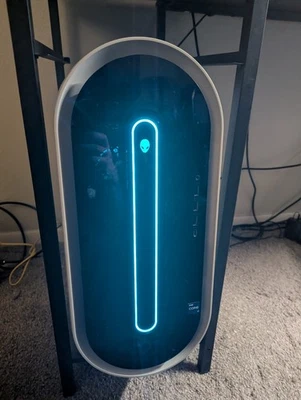 PC para juegos Alienware Aurora R13, 12ª generación 12700KF, 3070 8 GB GDDR6, 2 SSD de 1 TB, Foto 1 de 3