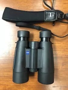 Zeiss Conquest 10x40 BT* Binoculars with Neckstrap - Excellent Condition - Picture 1 of 5