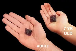 PURPLE FLUORITE 1 1/2" Octahedron Rock Mineral Specimen Chakra Healing Crystal - Picture 1 of 2