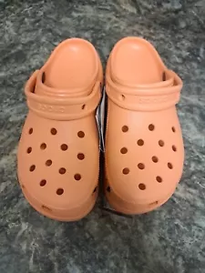 Crocs Classic Platform Clog W Papaya Orange Women Slip On Sandals 206750-83E. - Picture 1 of 8