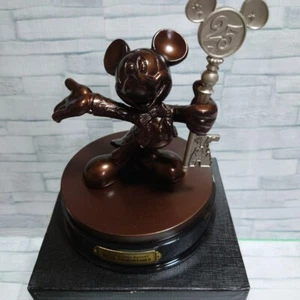 Tokyo Disney Resort 25Th Anniversary Limited Bronze Statue Mickey Japan - Picture 1 of 10