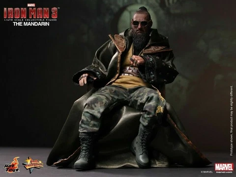 Hot Toys MMS211 Iron Man 3 THE MANDARIN *BRAND NEW* Cover