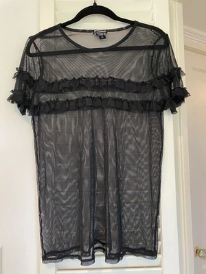 黑色网眼荷叶边短袖 T 恤 Hot Topic M Grunge Goth Whimsigoth — 第 1/4 张图片