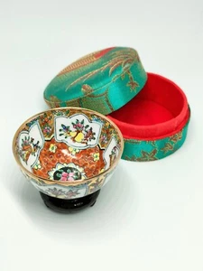Chinese Canton Porcelain Small Sake/ Tea Cup with Original Box Rare 2" Vintage - Picture 1 of 19