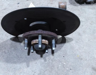 Ford Mustang 2005-2009 pasajero eje delantero derecho nudillo usado Foto 1 de 2