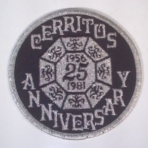 Parche insignia vintage 1981 Cerritos California 25 aniversario 4" LA - Imagen 1 de 2