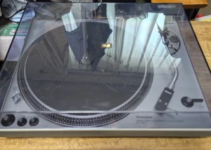 Technics SL-1700 Giradischi Giradischi Trazione Diretta Funzionante - Foto 1 di 10