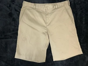 Nike Golf Shorts Men Size 34 x 11 Dri-Fit Khaki READ - Picture 1 of 6