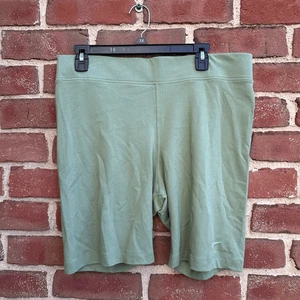 Pantalones Cortos de Bicicleta de Tiro Medio para Mujer Nike Verde Salvia 1X Nuevos con Etiquetas - Imagen 1 de 5
