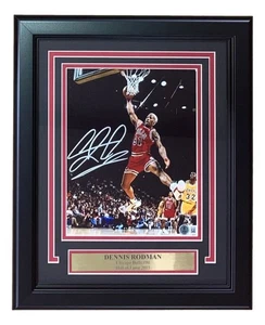 Dennis Rodman Signed Framed 8x10 Chicago Bulls Photo BAS - Picture 1 of 2