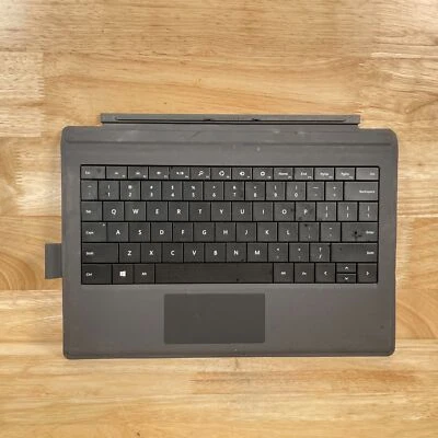 Microsoft Surface Pro 3 1644 Black Wireless Type Folio Cover QWERTY Keyboard - Изображение 1 из 3