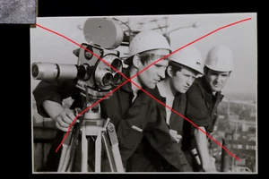 sensationeller seltener Foto Fund Leipzig Uni Riese im Bau Studentenfotos 1969 - Picture 1 of 13