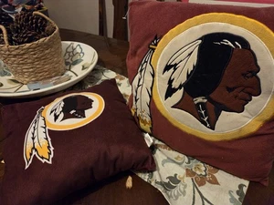 2 Washington Redskins Throw Pillows - Picture 1 of 5