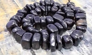 Natural Russian Shungite Nuggets, Black, 10-16x10-12.5x6-7mm, Approx 62 pce. - Picture 1 of 3